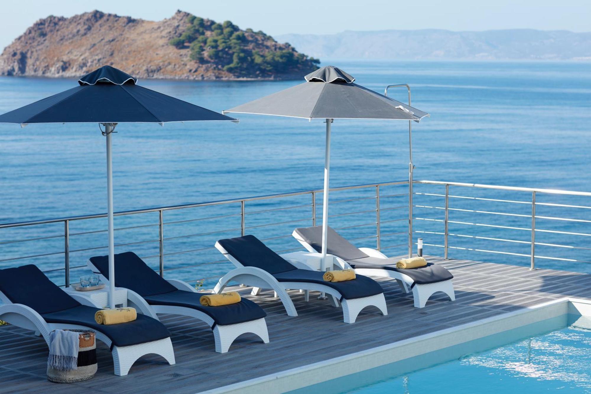 Eleia Seafront Rooms & Villas Petra  Bagian luar foto