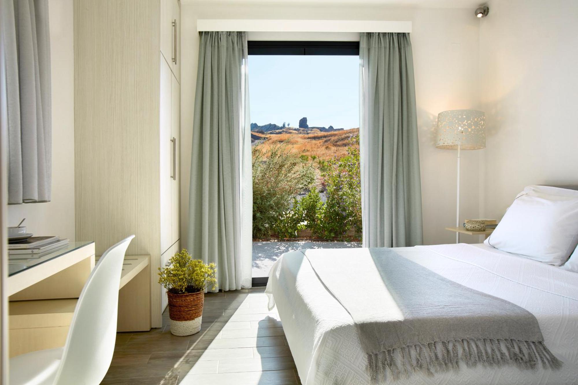 Eleia Seafront Rooms & Villas Petra  Bagian luar foto