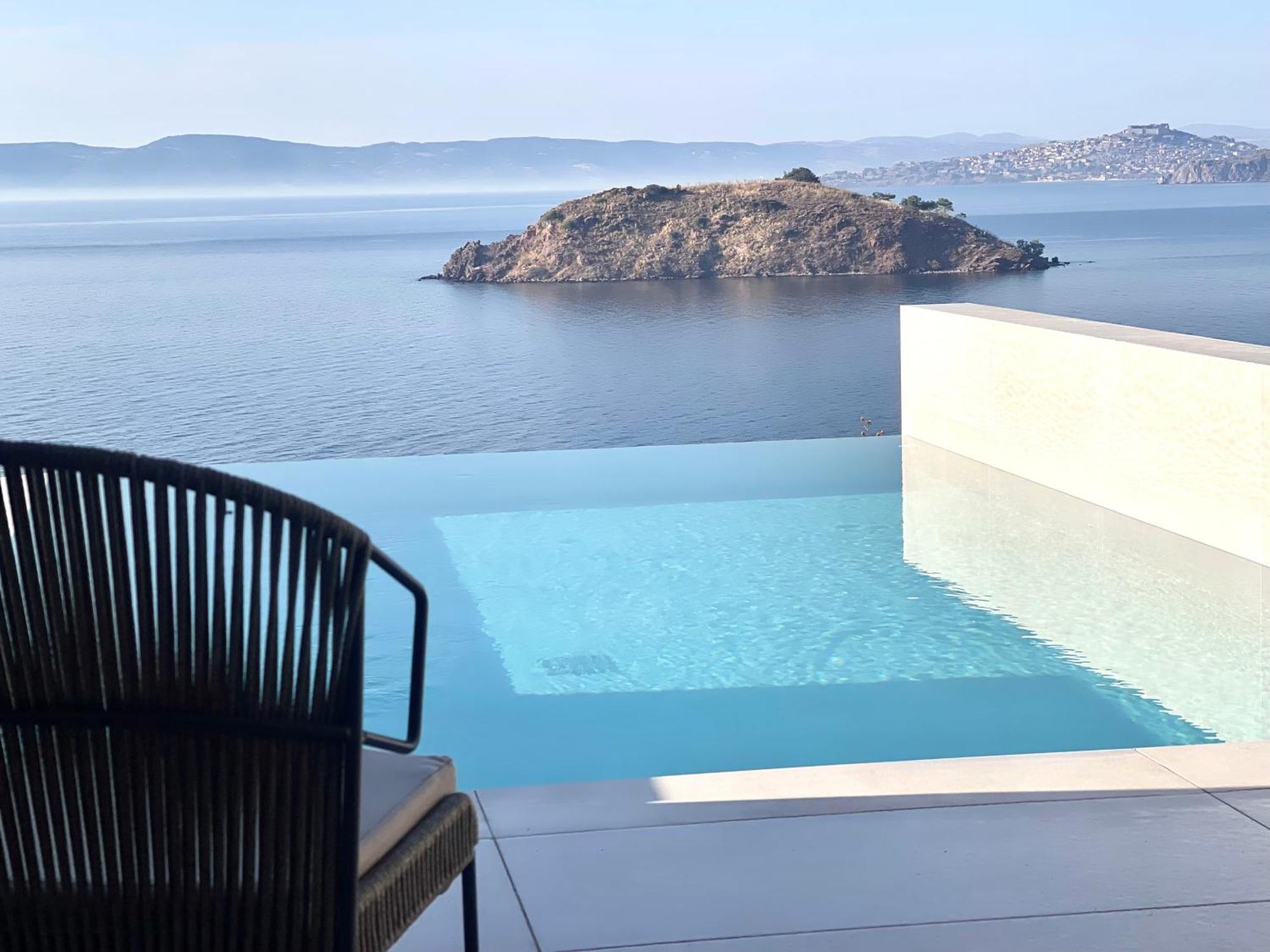 Eleia Seafront Rooms & Villas Petra  Bagian luar foto