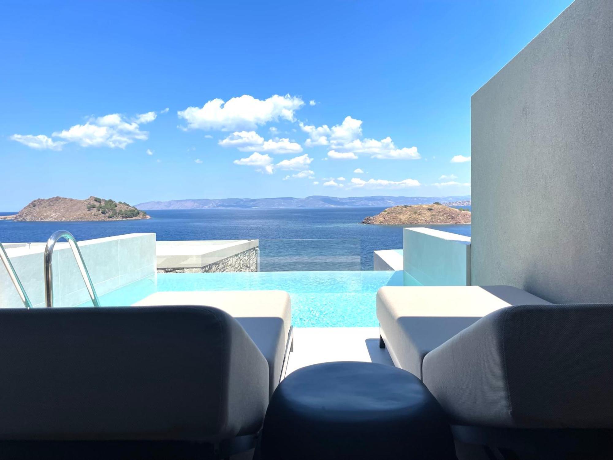 Eleia Seafront Rooms & Villas Petra  Bagian luar foto