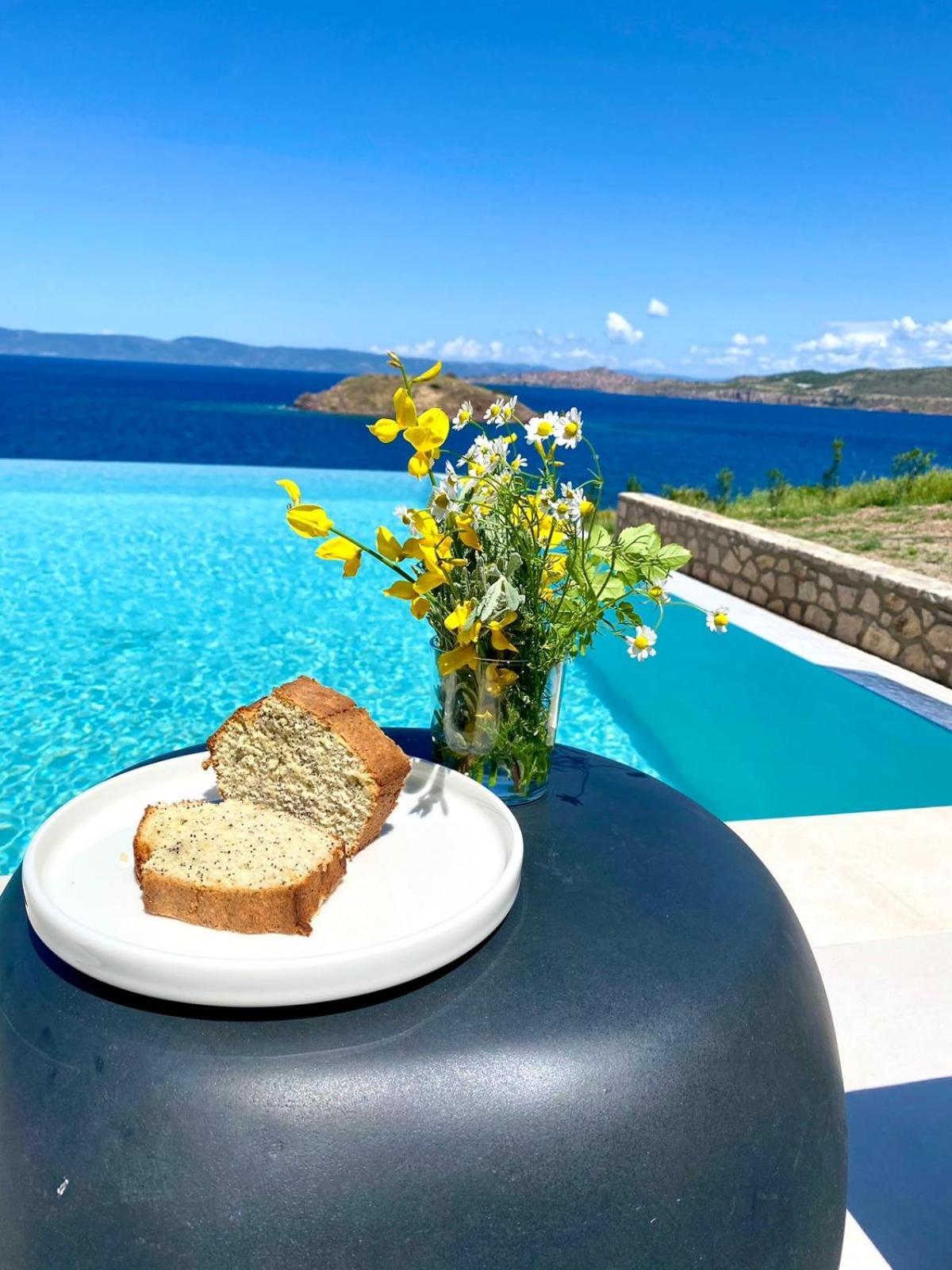Eleia Seafront Rooms & Villas Petra  Bagian luar foto
