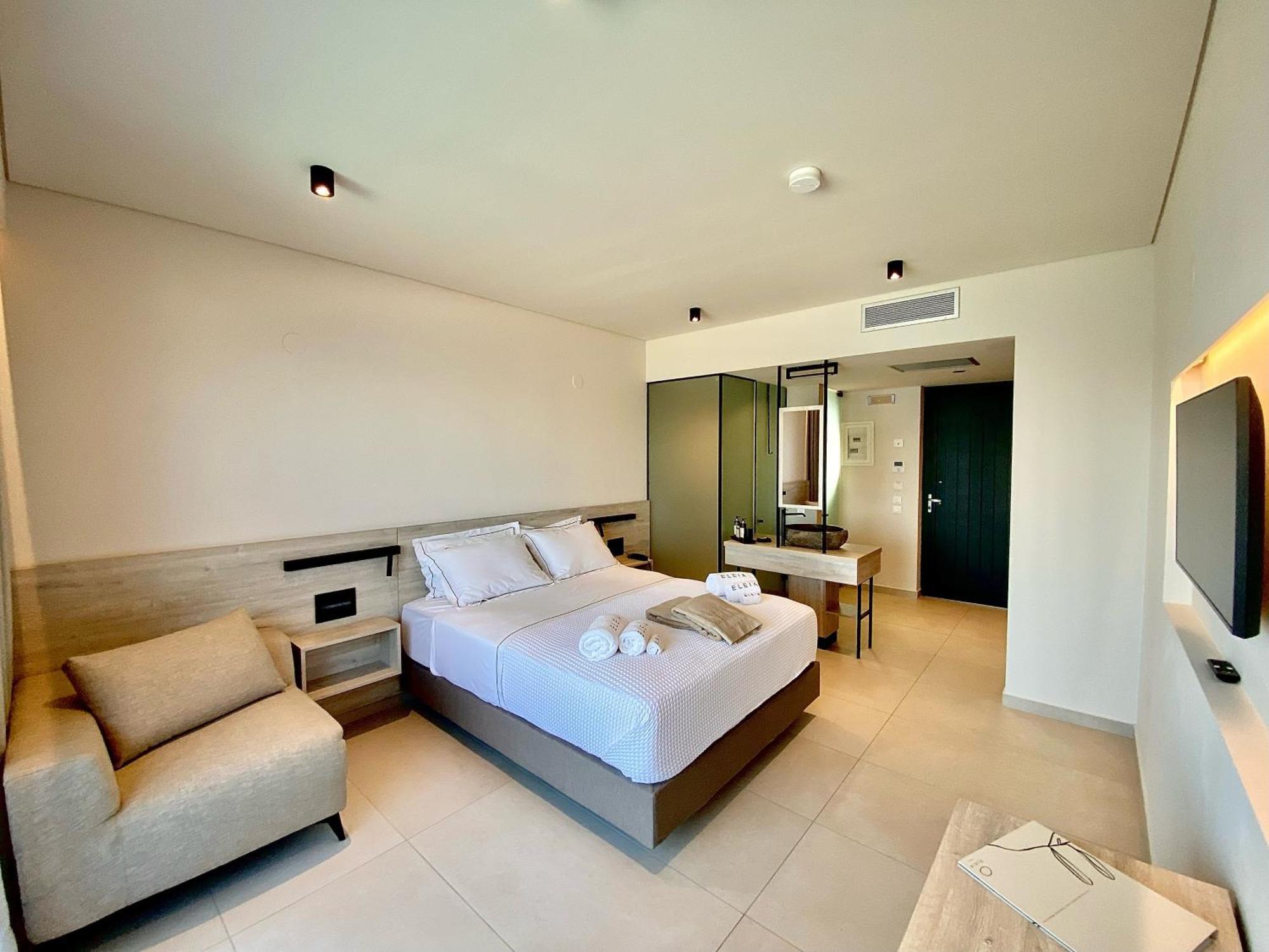 Eleia Seafront Rooms & Villas Petra  Bagian luar foto