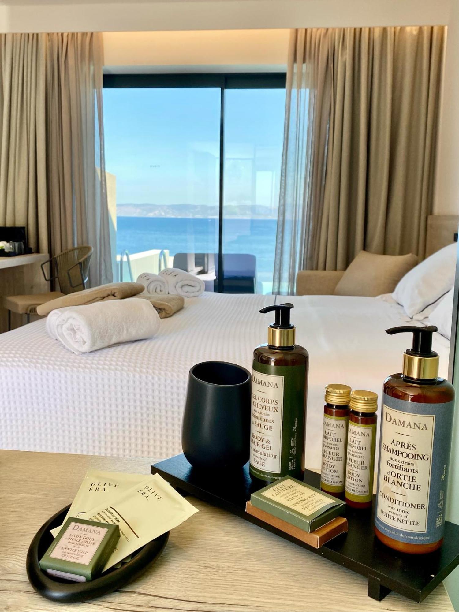 Eleia Seafront Rooms & Villas Petra  Bagian luar foto