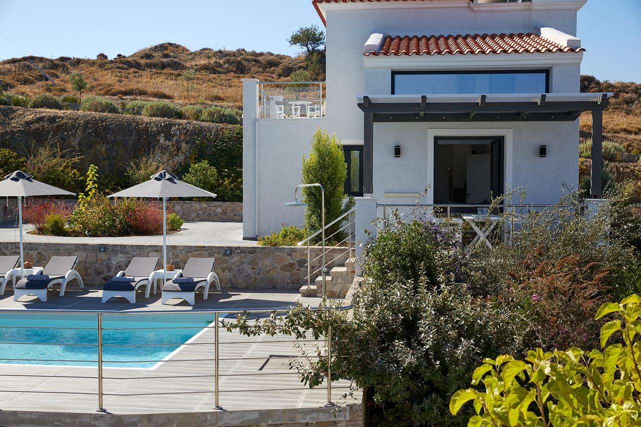 Eleia Seafront Rooms & Villas Petra  Bagian luar foto